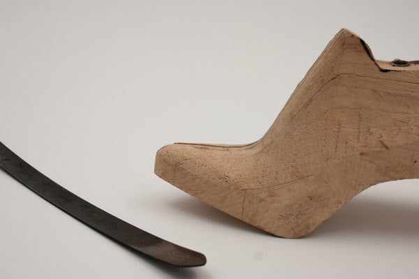 Wooden-shoe-last-making Wooden shoe lass