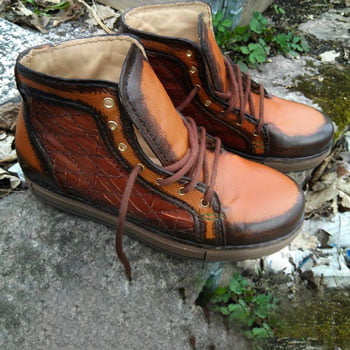 Student-shoes-sneakers Student shoes sneakers
